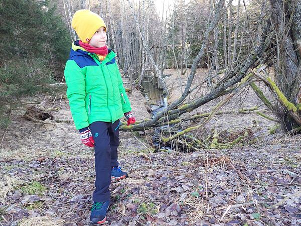 Ternua RAIMI 2.0 Kids nadrág – alkalmas különféle szabadtéri tevékenységekre és kalandokra