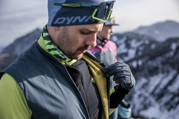 A nagy mozgásintenzitású téli sportokhoz páraáteresztő rétegeket kell viselni